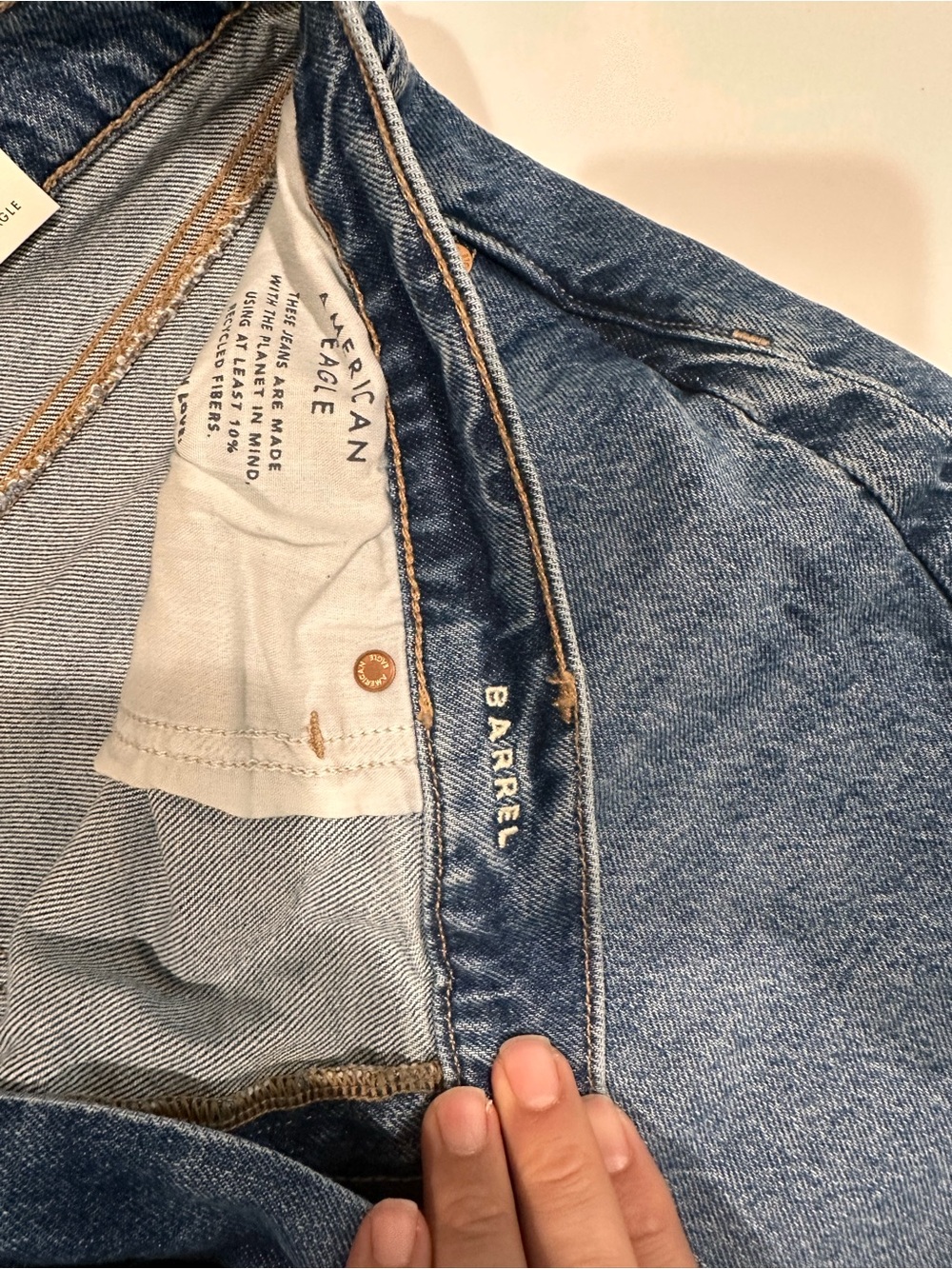 American Eagle Stretch Barrel Jeans Tinted Medium Stretch Size 18 (34W) - Picture 13 of 16